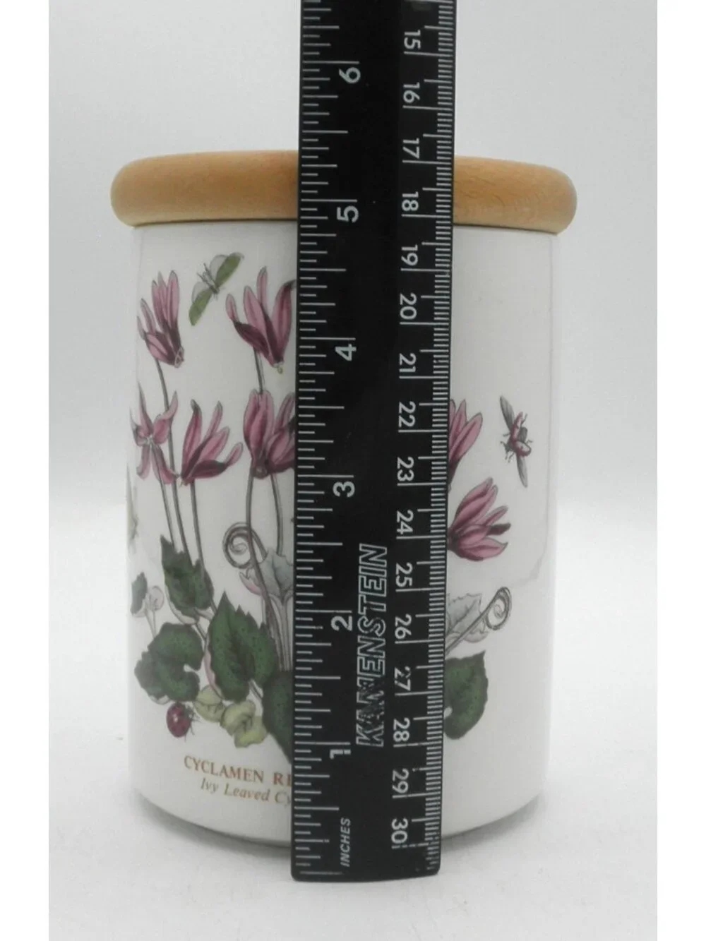 Portmeirion Botanic Garden 5 In. Storage Jar with Lid Ivy Leaved Cyclamen PRTBOG